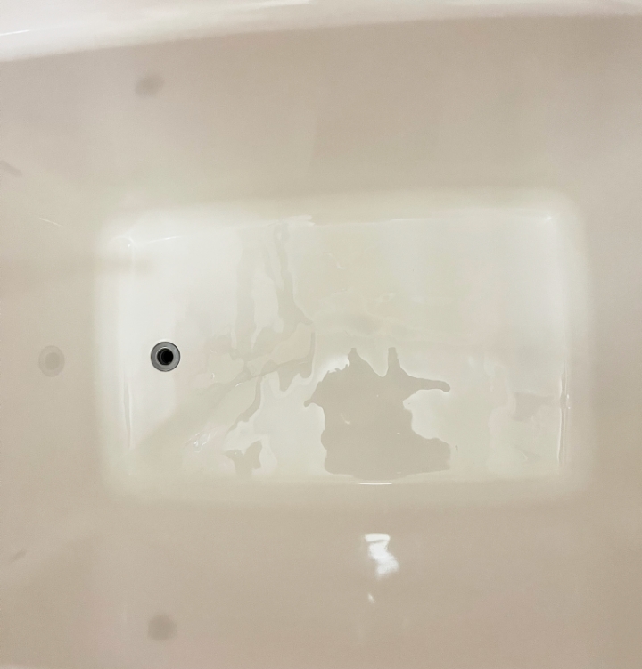 ひび割れてしまったFRP浴槽[AFTER]