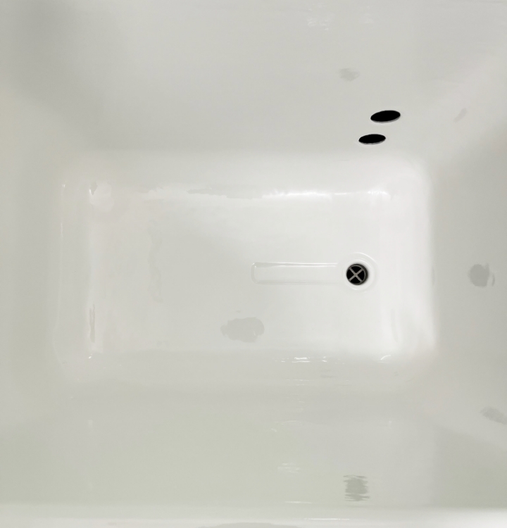 錆びてしまったホーロー浴槽[AFTER]