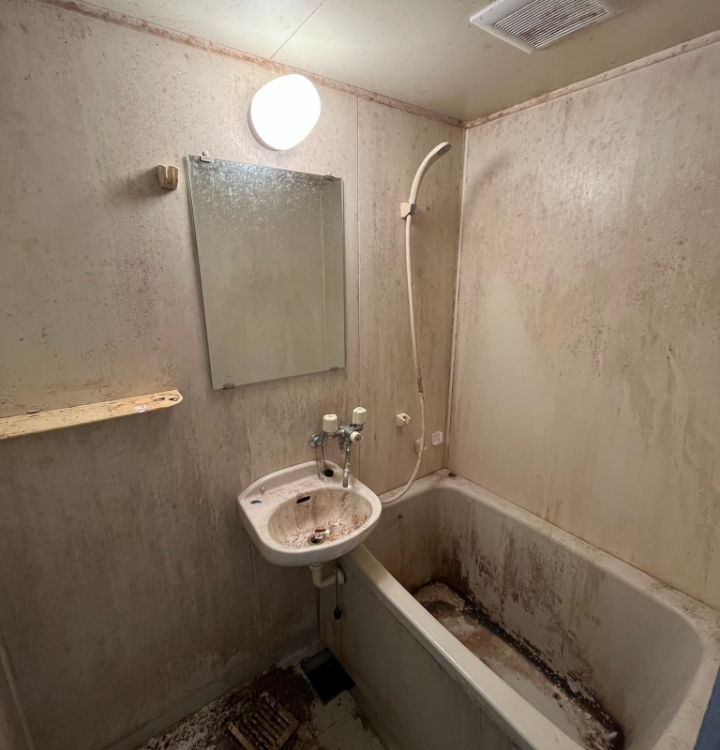 ユニットバス施工例１[BEFORE]